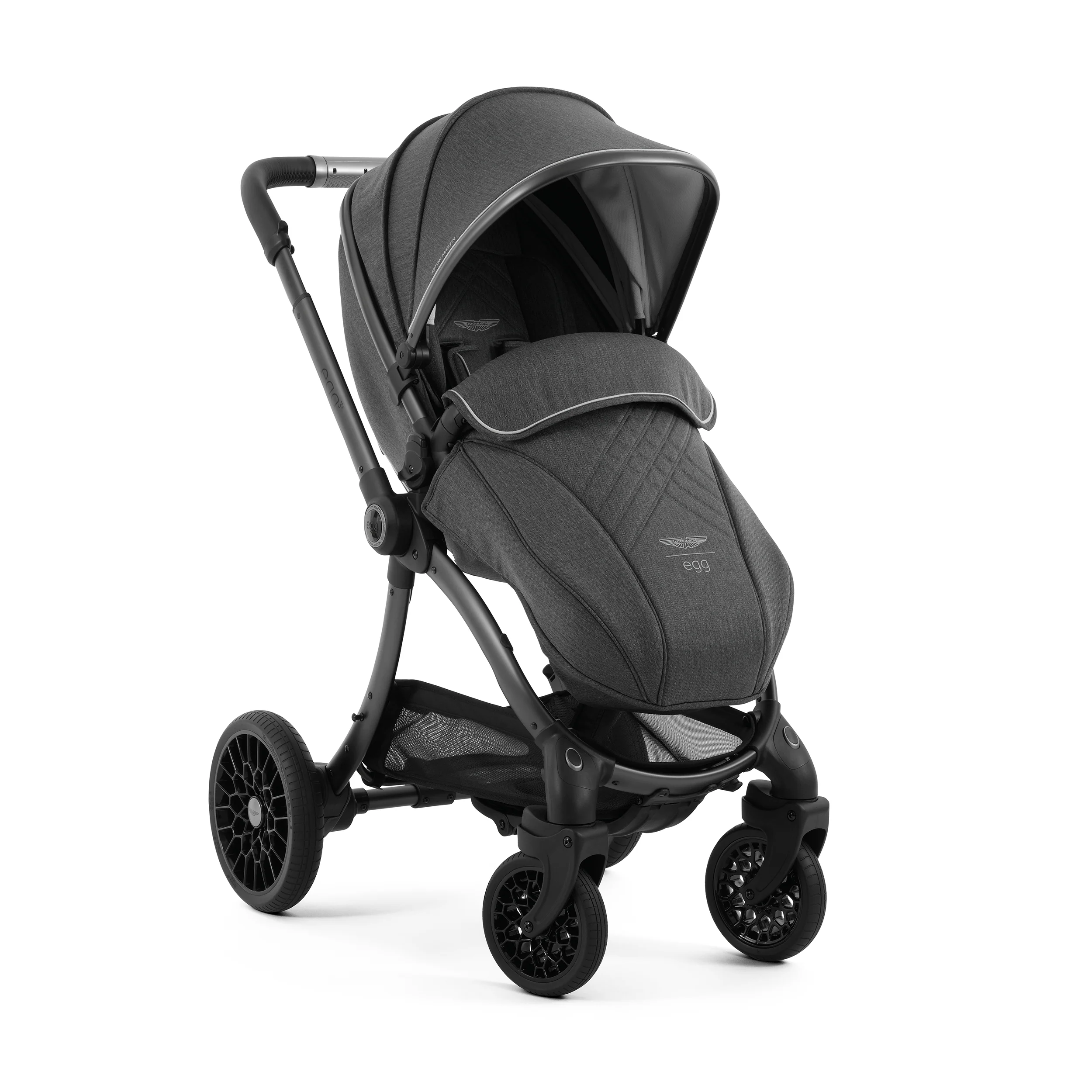 Aston Martin egg3® Package Classic Grey - UK - Image 14