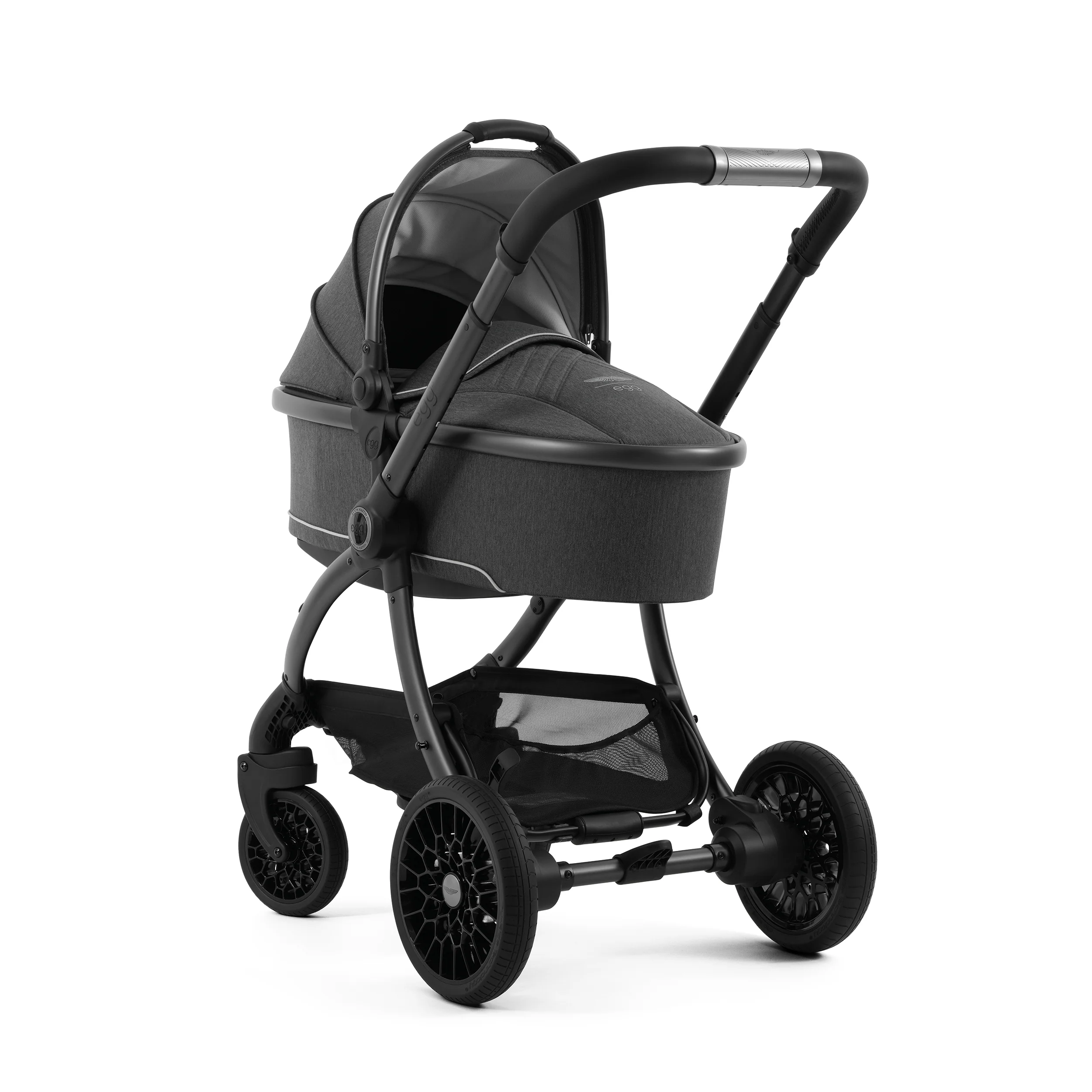Aston Martin egg3® Package Classic Grey - UK - Image 15