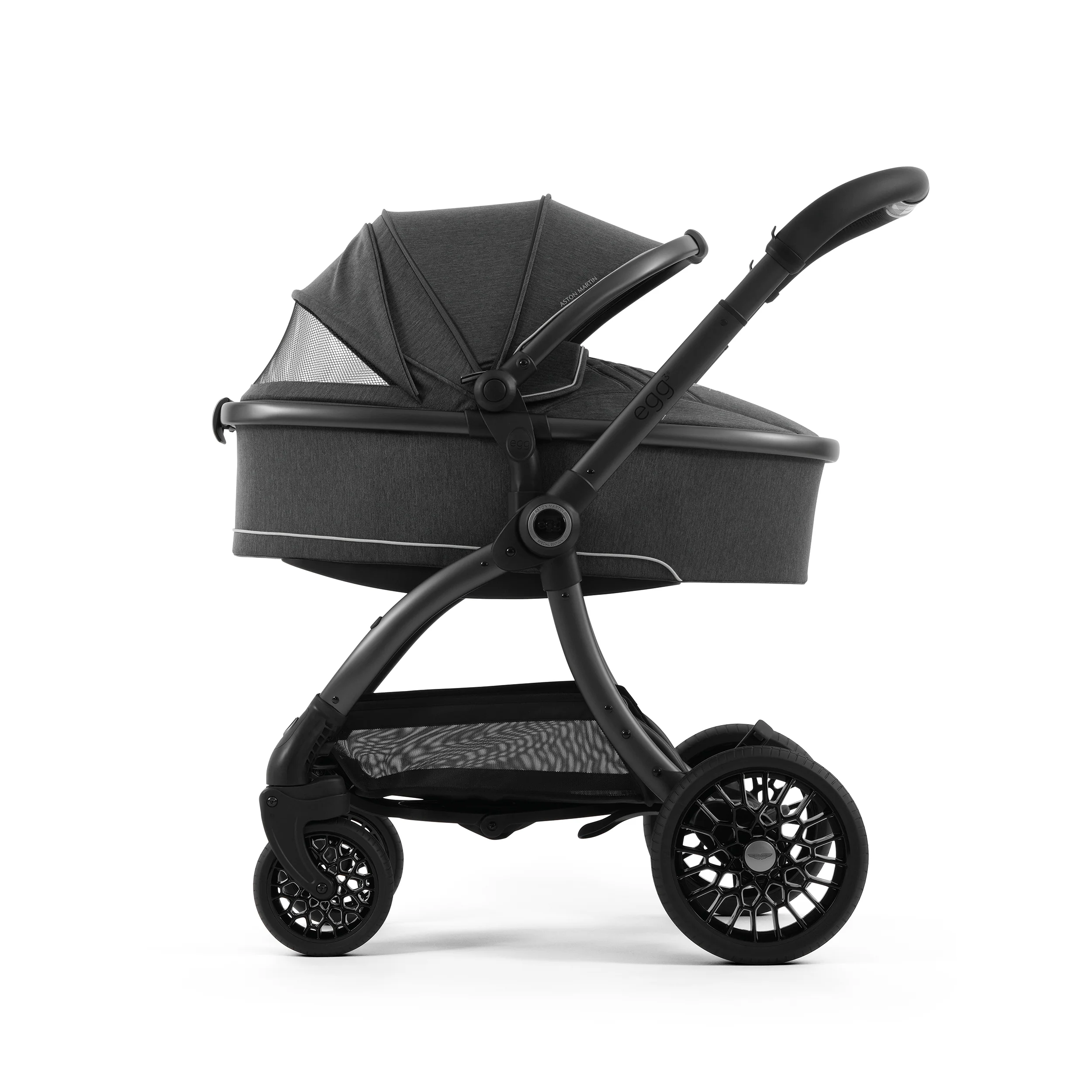 Aston Martin egg3® Package Classic Grey - UK - Image 27