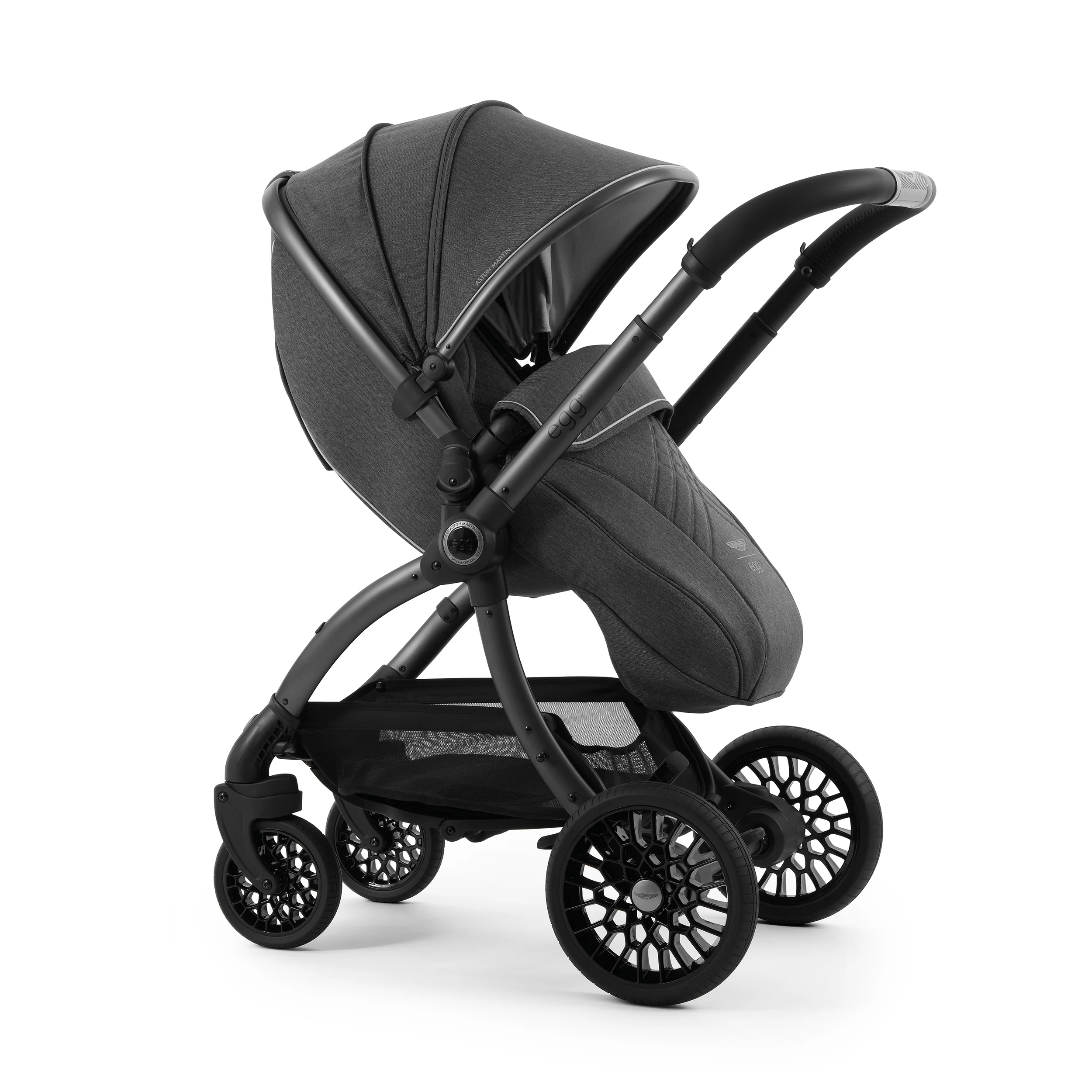 Aston Martin egg3® Package Classic Grey - UK - Image 8