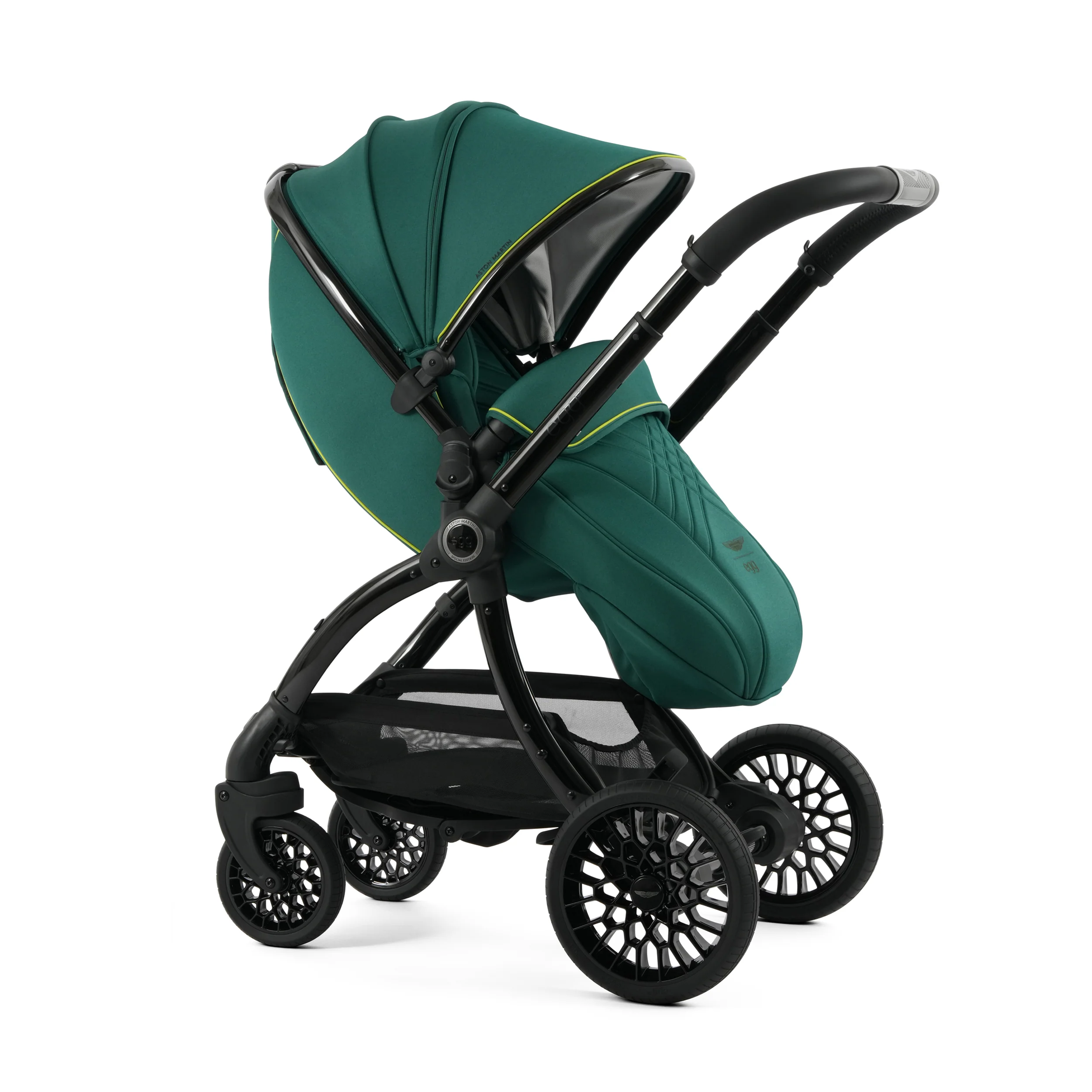 Aston Martin egg3® Package Performance Green - Non UK - Image 21