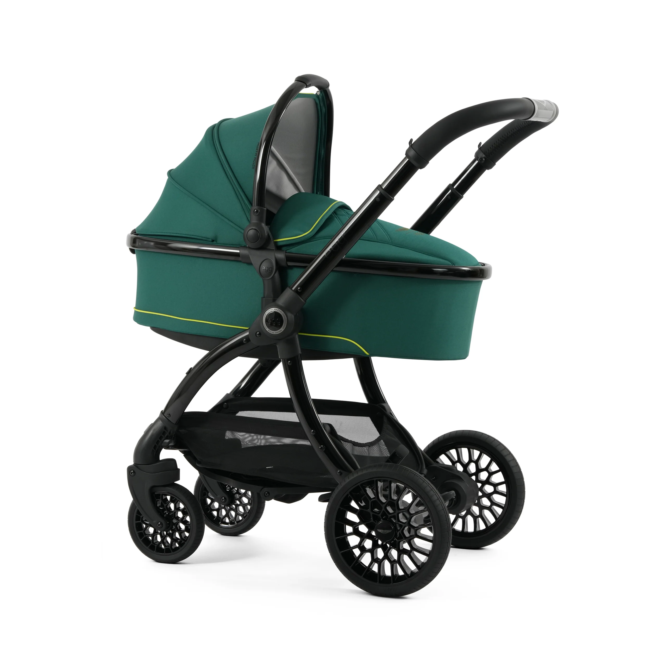 Aston Martin egg3® Package Performance Green - Non UK - Image 22
