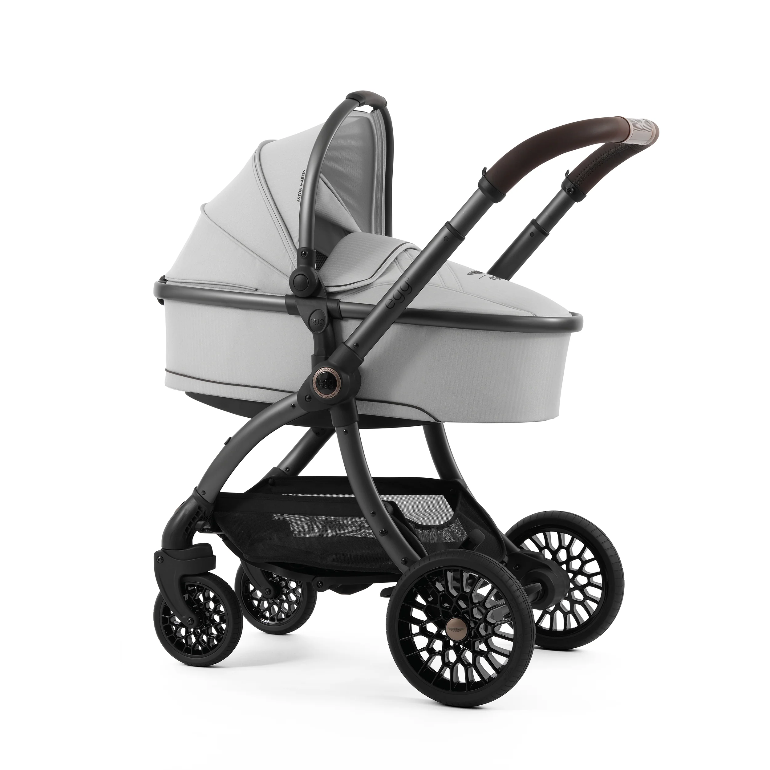 Aston Martin egg3® Package Soft Grey - Non UK - Image 5