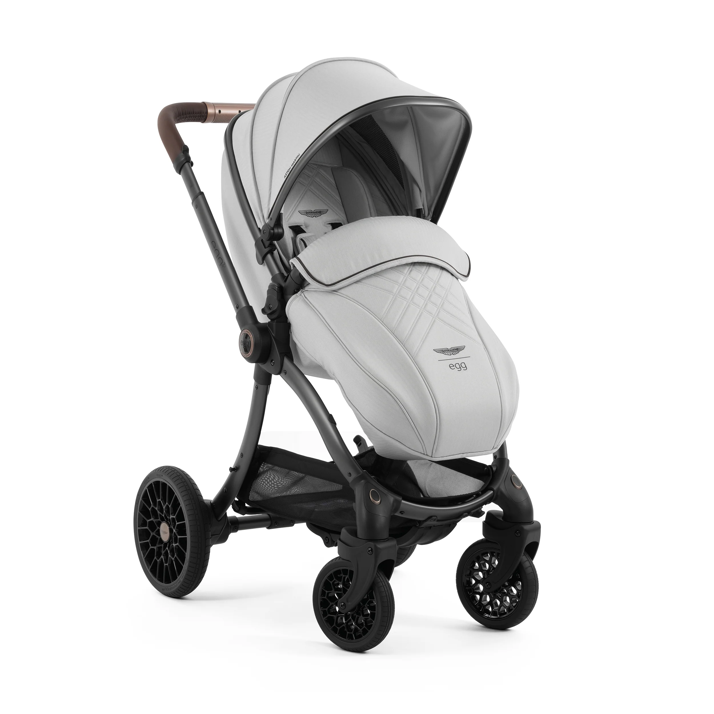 Aston Martin egg3® Package Soft Grey - Non UK - Image 9