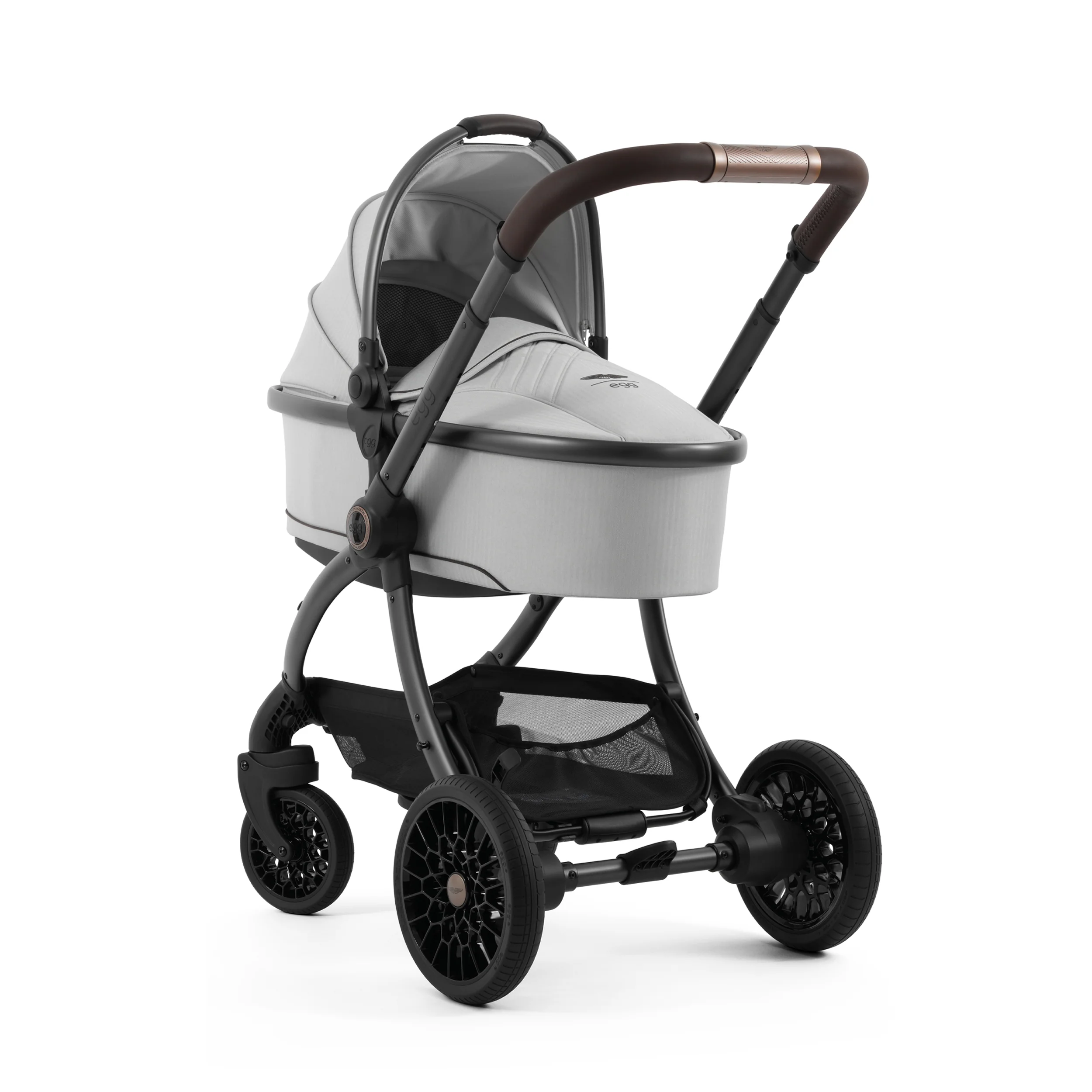 Aston Martin egg3® Package Soft Grey - Non UK - Image 10