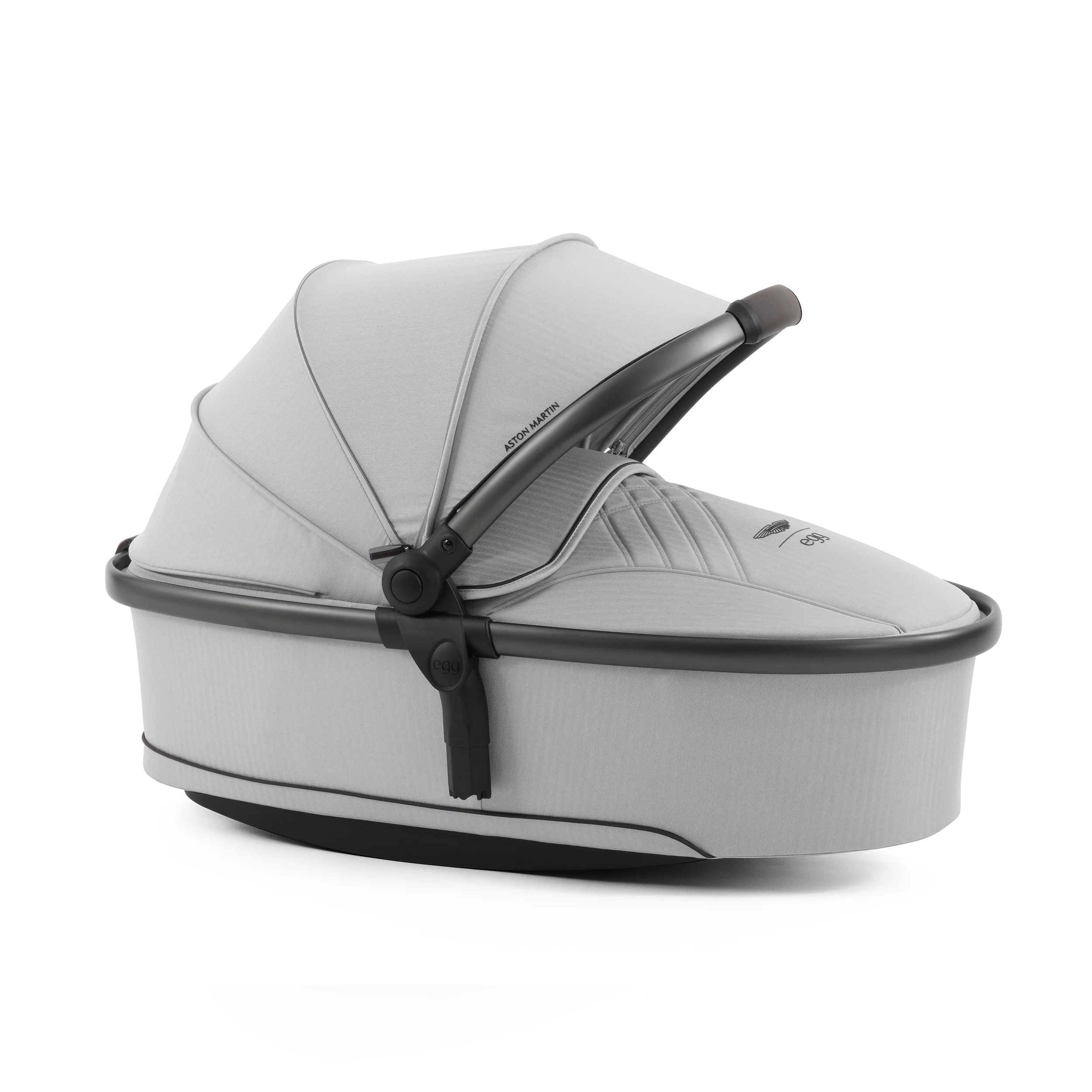Aston Martin egg3® Package Soft Grey - Non UK - Image 26