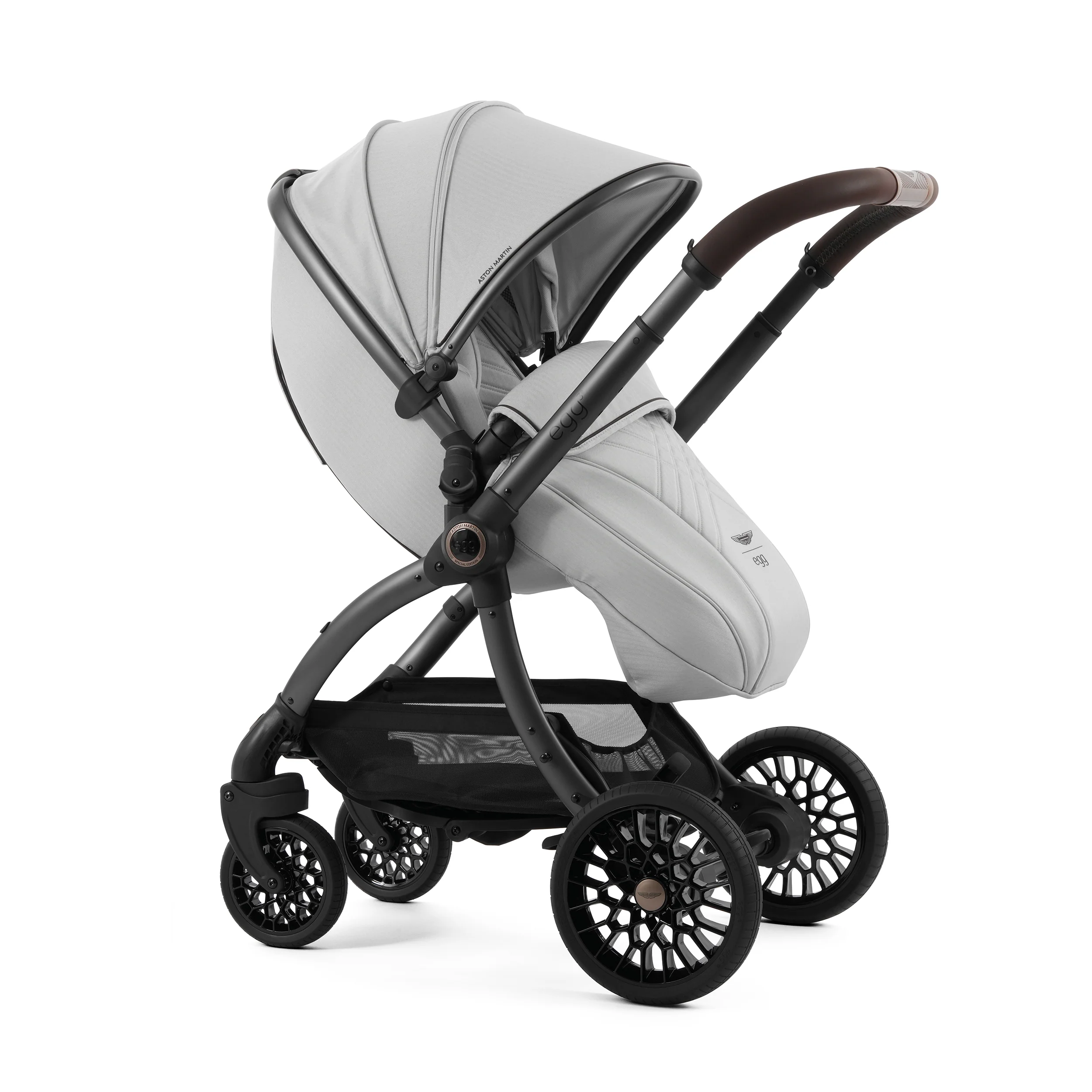Aston Martin egg3® Package Soft Grey - Non UK - Image 3